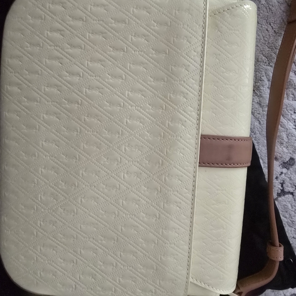 Saint laurent Le Monogramme leather shoulder bag EUC - Picture 8 of 16